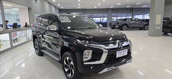 MITSUBISHI PAJERO SPORT 2.4 16V MIVEC TURBO DIESEL HPE-S AWD AUTOMÁTICO